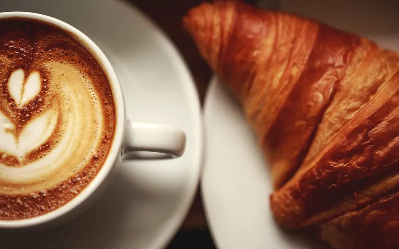 Café in a Renowned Hotel in Downtown Montreal