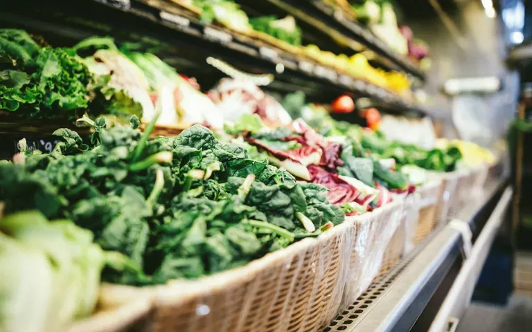 Super épicerie locale avec très bon revenu