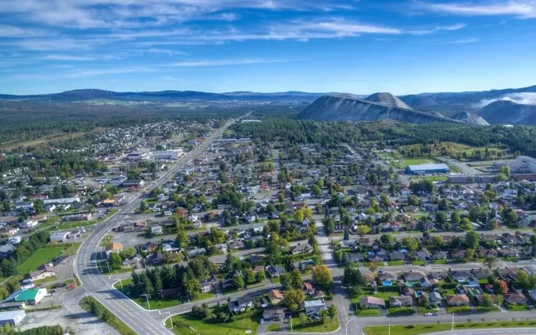 VENDUE ! ! Résidence pour Aînés -50 unités située au cœur de la région Chaudière-Appalaches