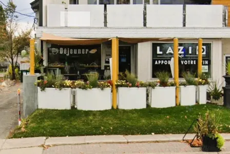 Superbe café clé en main et bien établi à La Prairie