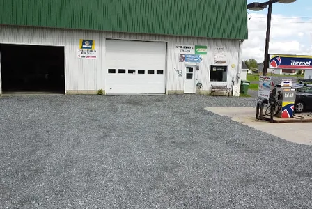 *COMMERCE* Garage de mécanique, esthétique auto et essence