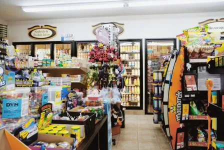 À Vendre : Super Dépanneur avec Station-Service